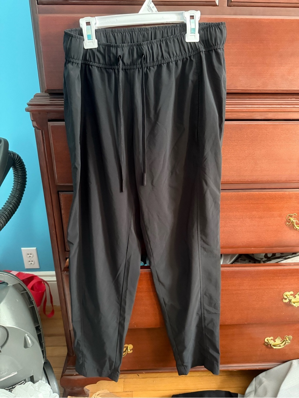 Vineyard Vines Men's Black Elastic Waist Joggers